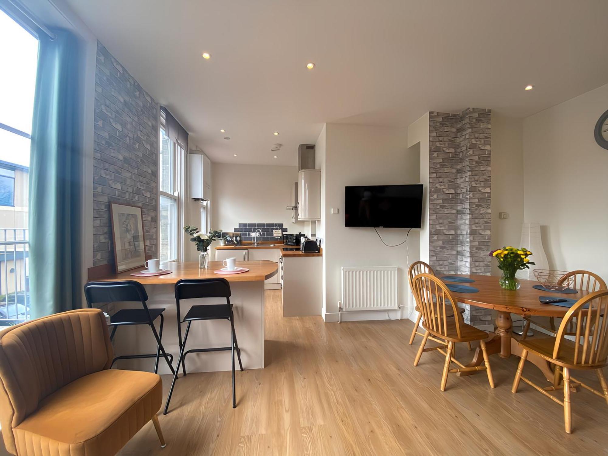 Cambridge Stays Diamond 2Br Apartment-Central-Parking-Walk To City & Train Station Exterior foto